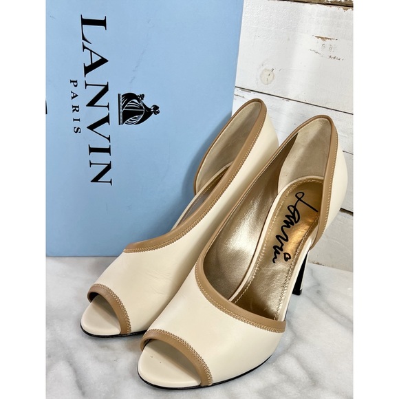 Lanvin Paris Ecru Leather D’Orsay Open Toe Stilettos - Picture 2 of 7